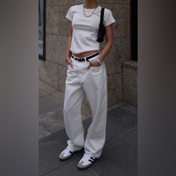 Zara white ribbed top. - Picture 3 of 7